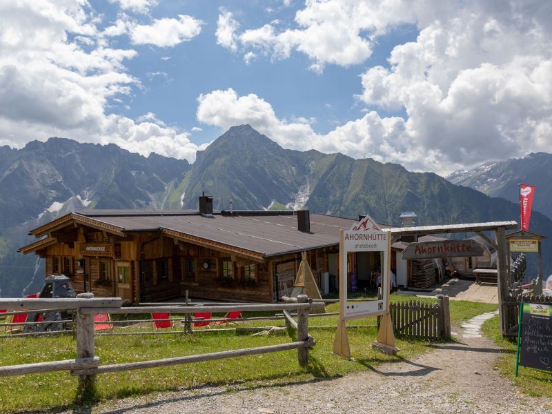 2X4A1061__Ahornhütte_Sommer2018_becknaphoto.jpg