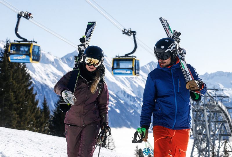 skifahren_mayrhofen_hippach__dominic_ebenbichler.jpg